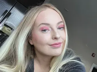 Streamate Live Sex of MicaylaaRowland