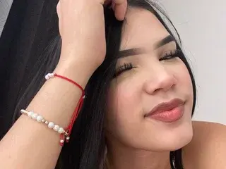 Streamate Live Sex Cam of Zhazary_ggh
