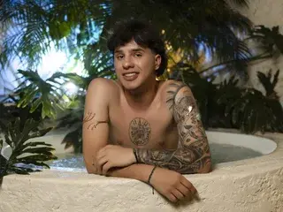 Streamate Best live sex cam show of EXCLUSIVE23