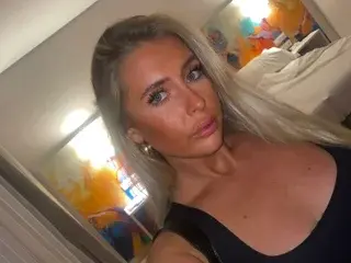 Streamate Adult Webcam of Ivy_Roseee