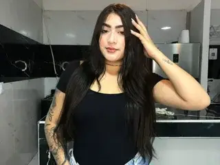 Streamate Live Sex Cam of ChloeHills19
