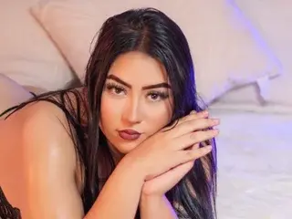 Streamate Live Sex of Emberrvelvet