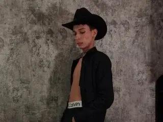 Streamate Watch Live Sex Cams of Max_Steell