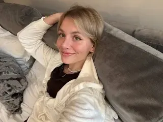 Streamate Adult Video Chat of AurorraAxnies