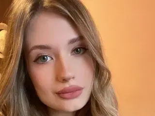 Streamate Live Sex Cam of SidneyGoddess