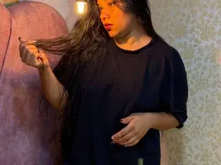 Streamate Free Porn Cam of SashaSpicy