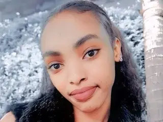 Streamate Nude Webcam of petite_bbabey