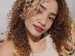 Streamate Best live sex cam show of AliceGrinnerk