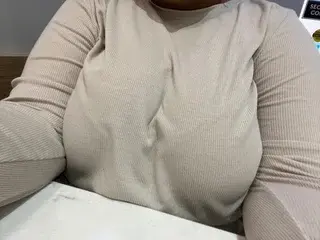 Streamate Free Porn Cam of meeraxox