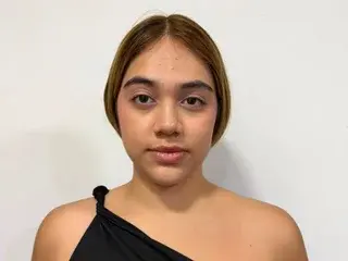Streamate Best live sex cam show of KiaraSans90