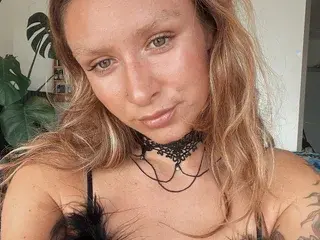 Streamate Sex Cam of DaisyBlaze