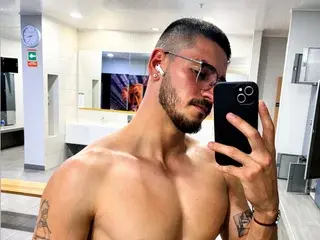 Streamate Private Sex Chat of Yeager_Master