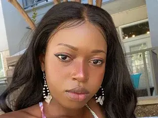 Streamate Adult Webcam of TheeChocolateBerry