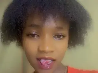 Streamate Watch Live Sex Cams of Melaniee_20