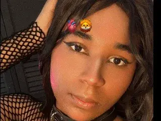 Streamate Free Live Porn of foxy_00
