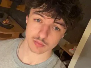 Streamate Best live sex cam show of Youngbo19