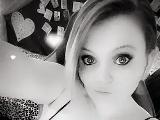 Streamate Live Sex of Honey_Chambers