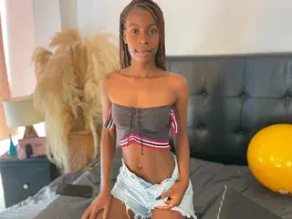 Streamate Sex Cam of KatalinaCastillo19