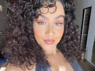 Streamate Watch Live Sex Cams of SeleneRisso