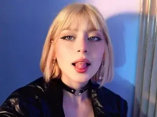 Streamate Free Porn Cam of Alice_Valentine