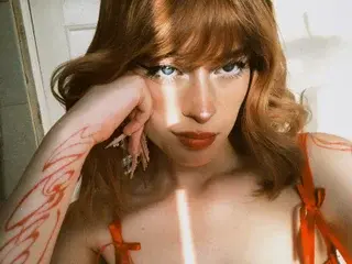 Streamate Adult Webcam of Alice_Valentine