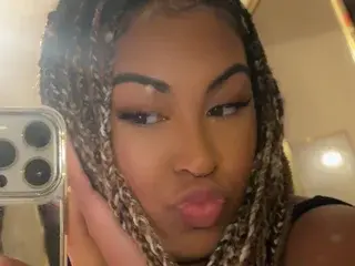 Streamate Free Porn Cam of KehlaniMai