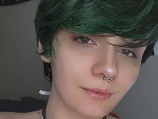 Streamate Free Porn Cam of BarelyOlivia