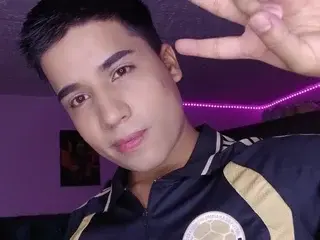 Streamate Watch Live Sex Cams of rahiancopper