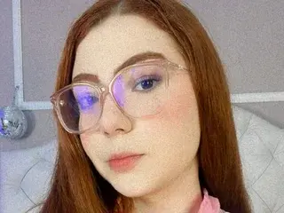 Streamate Sex Cam of LIZY_PORTMAN