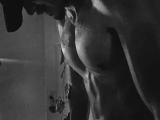 Streamate Free Porn Cam of NicolaiKarav