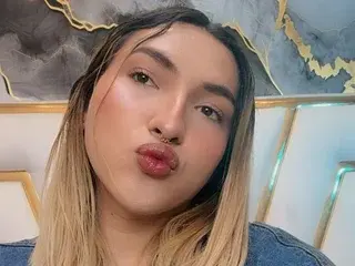 Streamate Live Sex Cam of MissKatta19