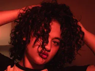 Streamate Adult Webcam of ZarahRosse