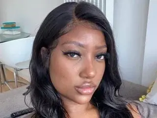 Streamate Adult Video Chat of NyaraBuenoBabestationx