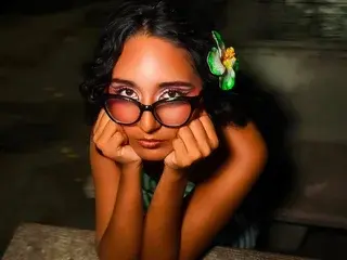 Streamate Live Porn of AmelieRosee