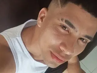 Streamate Best Webcam of santiagowhite