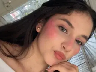 Streamate Live Sex Cam of ZoeBarnett