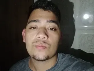 Streamate Sex Cam of LiomReach