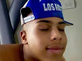 Streamate Live Sex Cam of ADABROOKE18