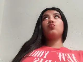 Streamate Free Porn Cam of Iris_Laus