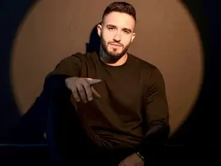 Streamate Free Live Porn of Joegrex