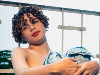 Streamate Live Sex of Skkyee_angel