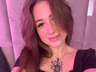 Streamate Private Sex Chat of PrettyAdellee