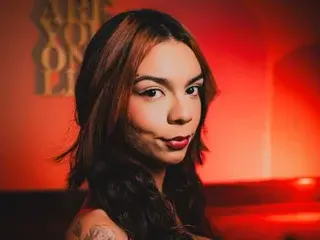 Streamate Free Porn Cam of CaeliThalyana22