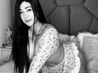 Streamate Nude Webcam of ZoeMontiel