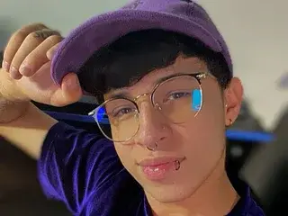 Streamate Live Porn of Axel_evansss
