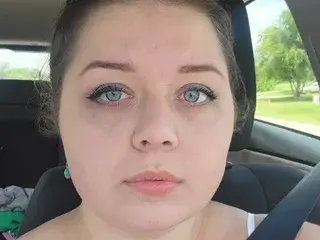 Streamate Sex Cam of LolaHoneyXX