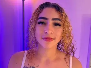 Streamate Nude Webcam of Karah_Sky