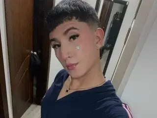 Streamate Free Live Porn of NickyBigBooty