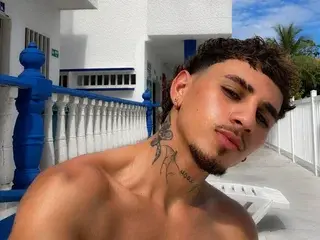 Streamate Best live sex cam show of NoahDant