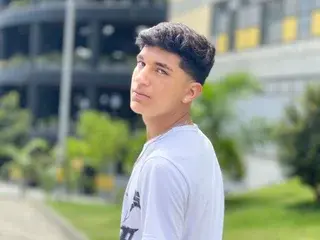 Streamate Live Porn of stibenboy